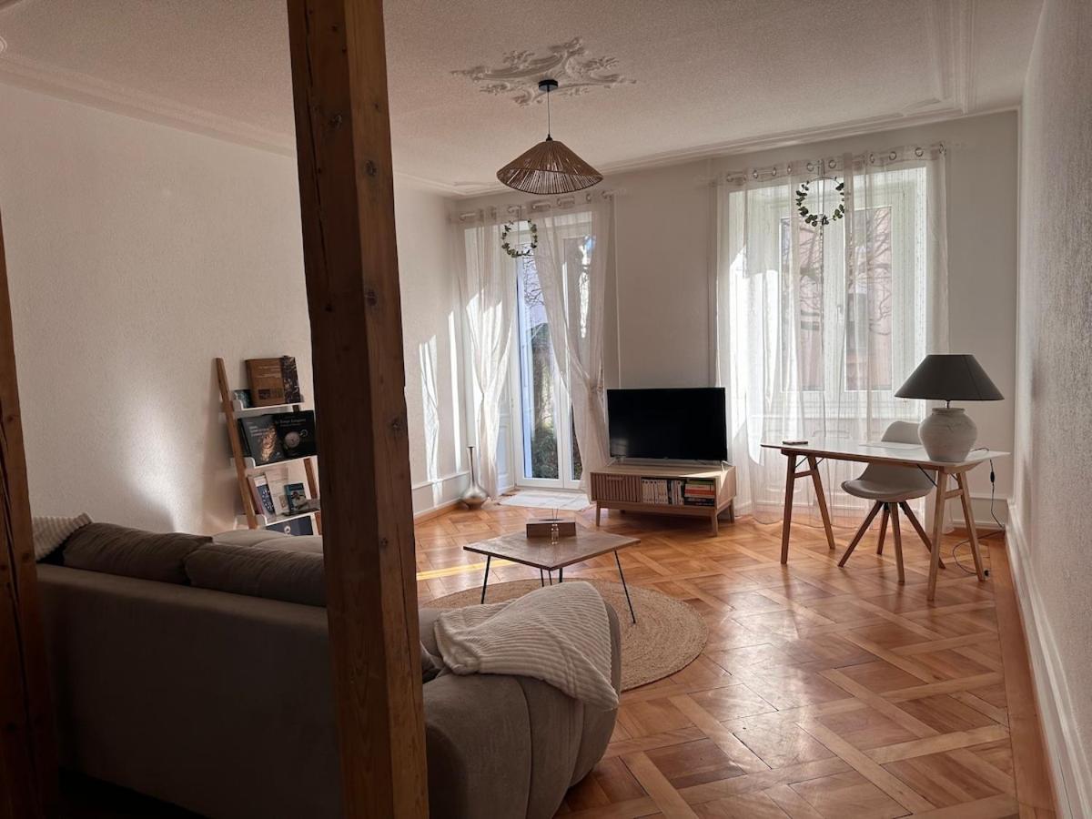 Heure Cosy Apartment La Chaux De Fonds Bagian luar foto